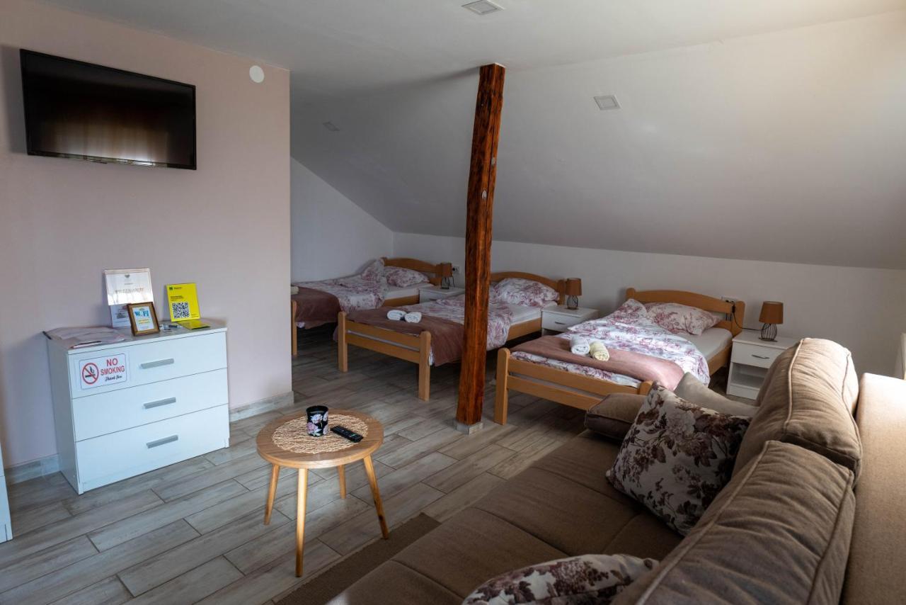 Studio Apartmani "Stimac" Garesnica Eksteriør billede