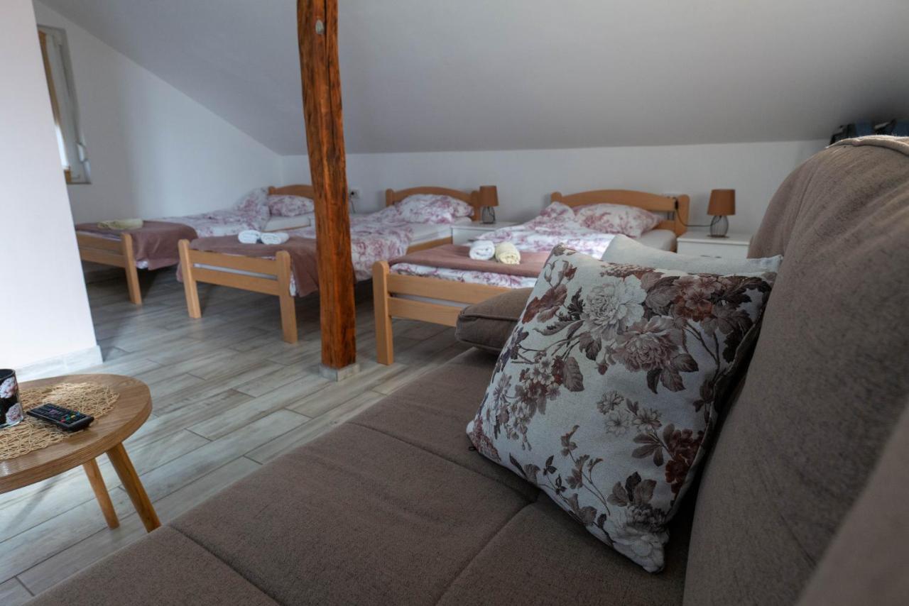 Studio Apartmani "Stimac" Garesnica Eksteriør billede
