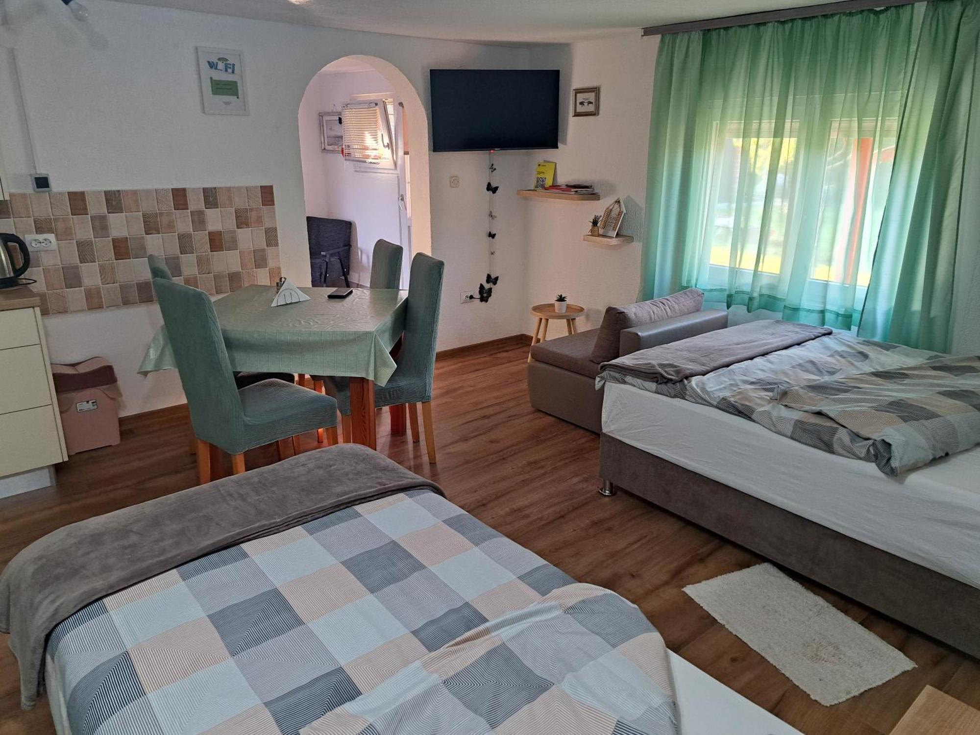Studio Apartmani "Stimac" Garesnica Eksteriør billede